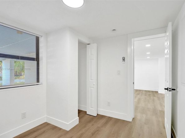 1302 S 22nd Ct, Hollywood FL 33020