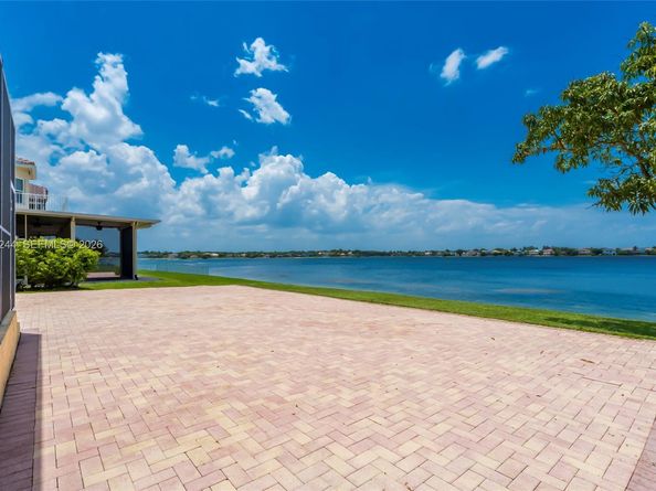 16479 SW 54th Ct, Miramar FL 33027
