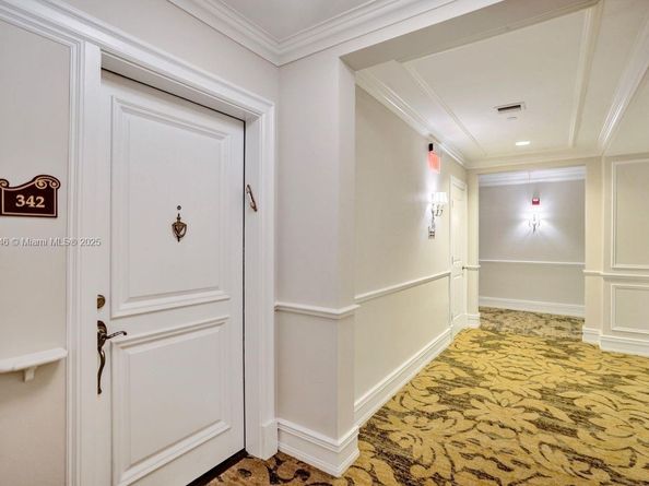 16101 Emerald Estates Dr 342, Weston FL 33331
