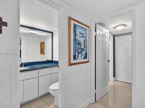 Undisclosed Address #A11982496, Miami Beach FL 33140