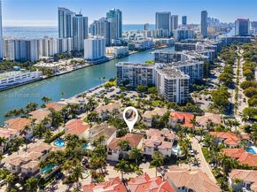 822 Meridian Ln, Hollywood FL 33019