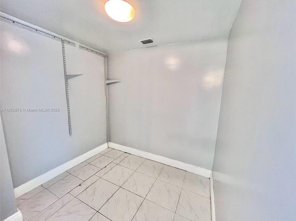 3660 NE 166th St 505, North Miami Beach FL 33160