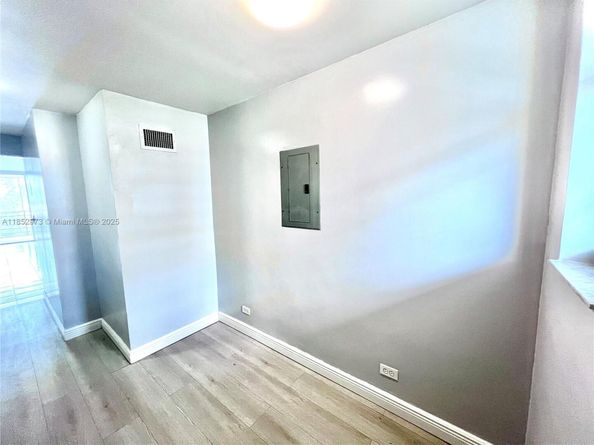 3660 NE 166th St 505, North Miami Beach FL 33160