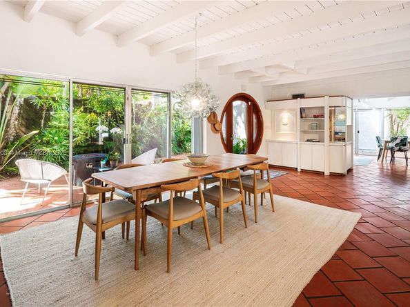 3765 Carmen Ct, Coconut Grove FL 33133