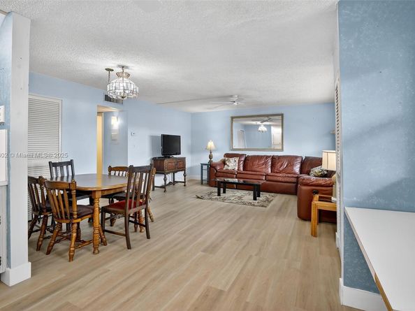 1354 N 12th Ct 11B, Hollywood FL 33019