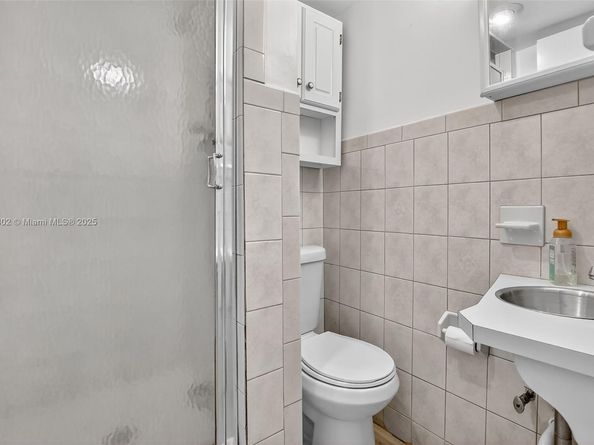 1354 N 12th Ct 11B, Hollywood FL 33019