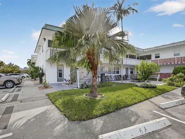 1354 N 12th Ct 11B, Hollywood FL 33019
