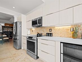 5186 NW 106th Ave, Doral FL 33178