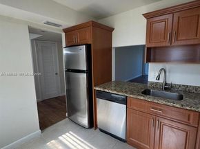 1201 NE 191st St G313, Miami FL 33179