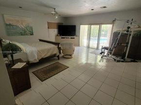 8339 SW 112th St, Miami FL 33156