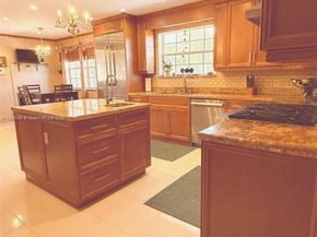 18901 SW 53rd St, Southwest Ranches FL 33332