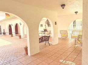 18901 SW 53rd St, Southwest Ranches FL 33332