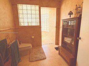 18901 SW 53rd St, Southwest Ranches FL 33332