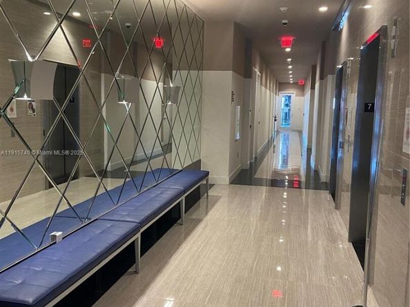 2000 Metropica Way 2104, Sunrise FL 33323