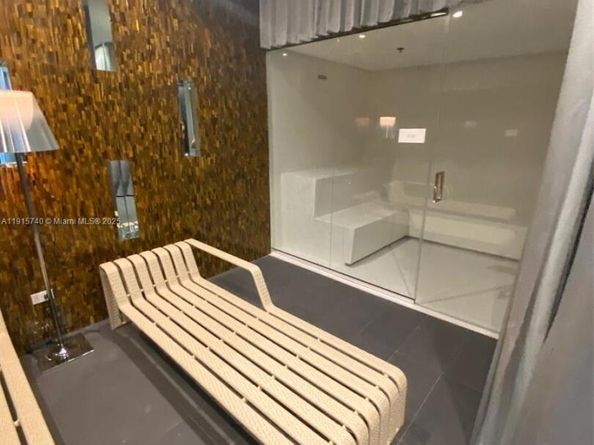 2000 Metropica Way 2104, Sunrise FL 33323