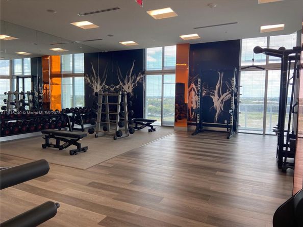 2000 Metropica Way 2104, Sunrise FL 33323