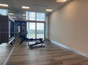 2000 Metropica Way 2104, Sunrise FL 33323