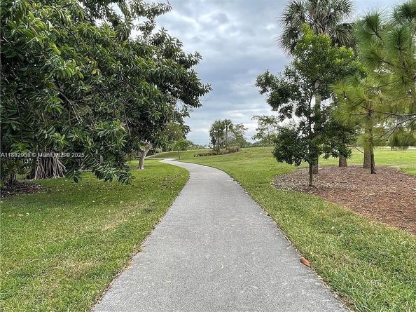 4400 Hillcrest Dr 601B, Hollywood FL 33021