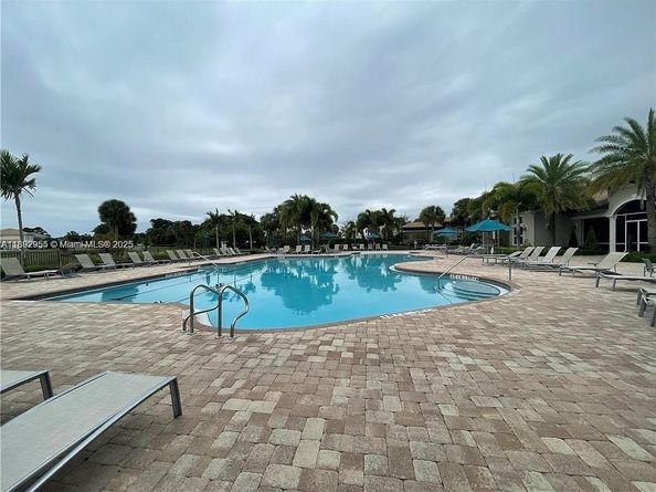 4400 Hillcrest Dr 601B, Hollywood FL 33021