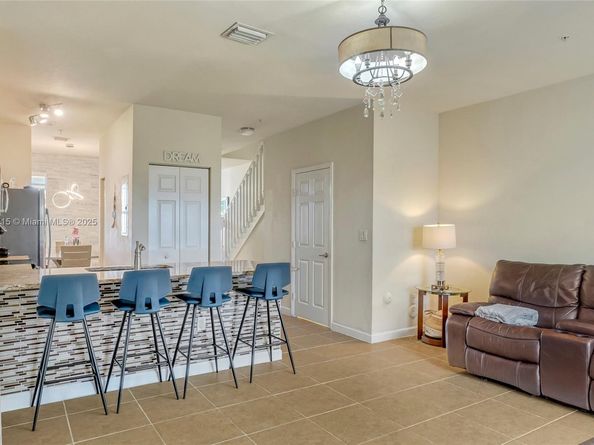 134 SE 28th Ter 6, Homestead FL 33033