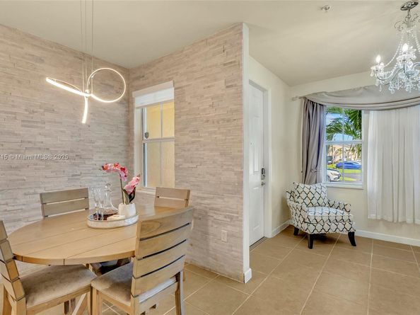 134 SE 28th Ter 6, Homestead FL 33033