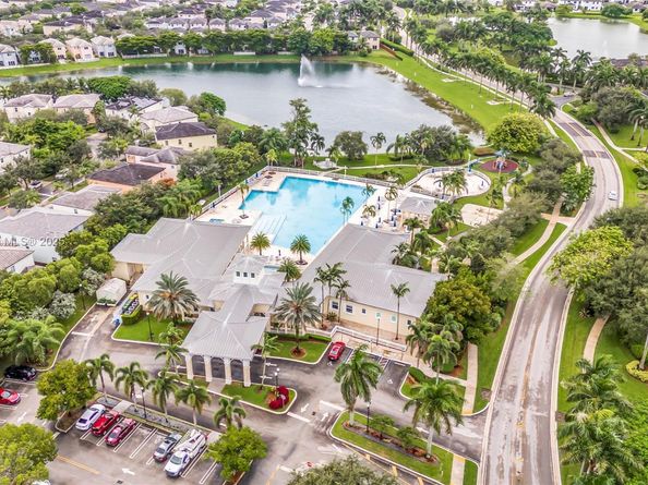 134 SE 28th Ter 6, Homestead FL 33033