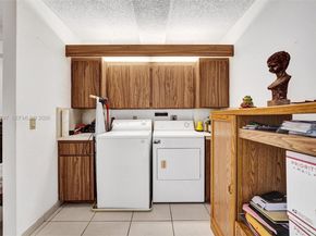 1502 Whitehall Dr 205, Davie FL 33324