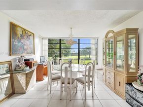 1502 Whitehall Dr 205, Davie FL 33324