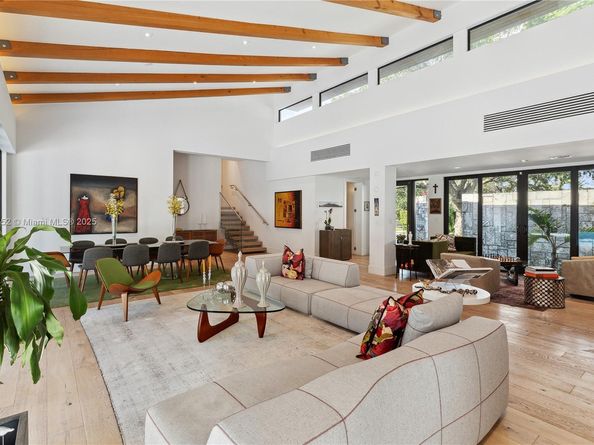 1060 Alfonso Ave, Coral Gables FL 33146