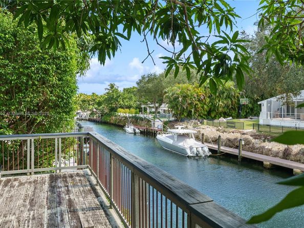1060 Alfonso Ave, Coral Gables FL 33146
