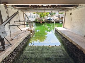 1060 Alfonso Ave, Coral Gables FL 33146