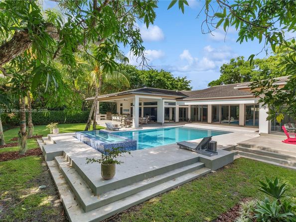 1060 Alfonso Ave, Coral Gables FL 33146