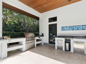 1060 Alfonso Ave, Coral Gables FL 33146