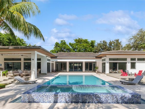 1060 Alfonso Ave, Coral Gables FL 33146