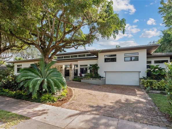 1060 Alfonso Ave, Coral Gables FL 33146
