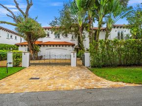 5770 La Luneta Ave, Miami FL 33155