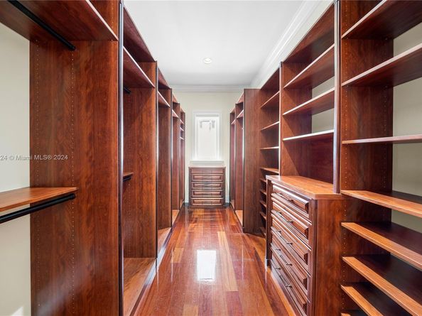 5770 La Luneta Ave, Miami FL 33155