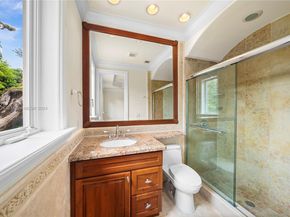 5770 La Luneta Ave, Miami FL 33155