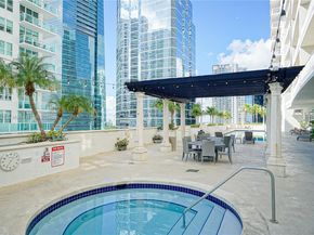 1200 Brickell Bay Dr 2821, Miami FL 33131