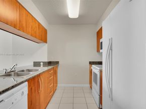1200 Brickell Bay Dr 2821, Miami FL 33131