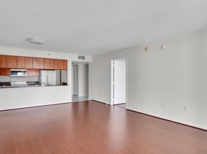 1200 Brickell Bay Dr 2821, Miami FL 33131