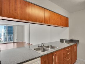 1200 Brickell Bay Dr 2821, Miami FL 33131