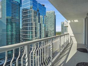 1200 Brickell Bay Dr 2821, Miami FL 33131