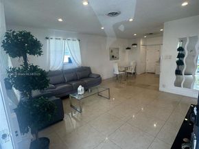4808 NW 27th Ter, Tamarac FL 33309