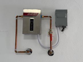 9620 SW 9th Ter, Miami FL 33174