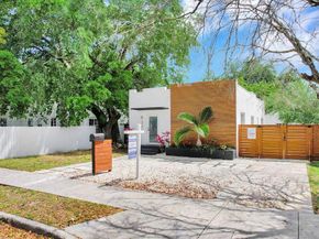 570 NW 48th St, Miami FL 33127