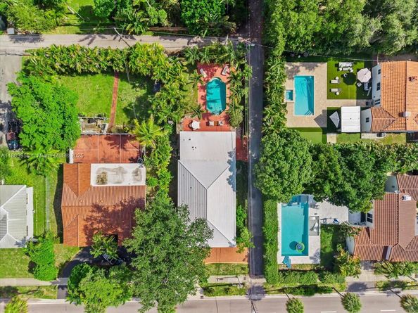 25 NW 95th St, Miami Shores FL 33150