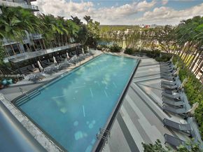 121 NE 34th St 1009, Miami FL 33137