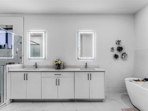 22712 SW 129th Ave, Miami FL 33170
