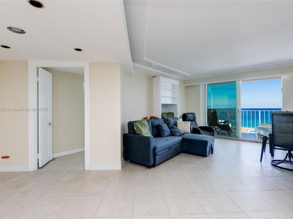 1410 S Ocean Dr 1702, Hollywood FL 33019